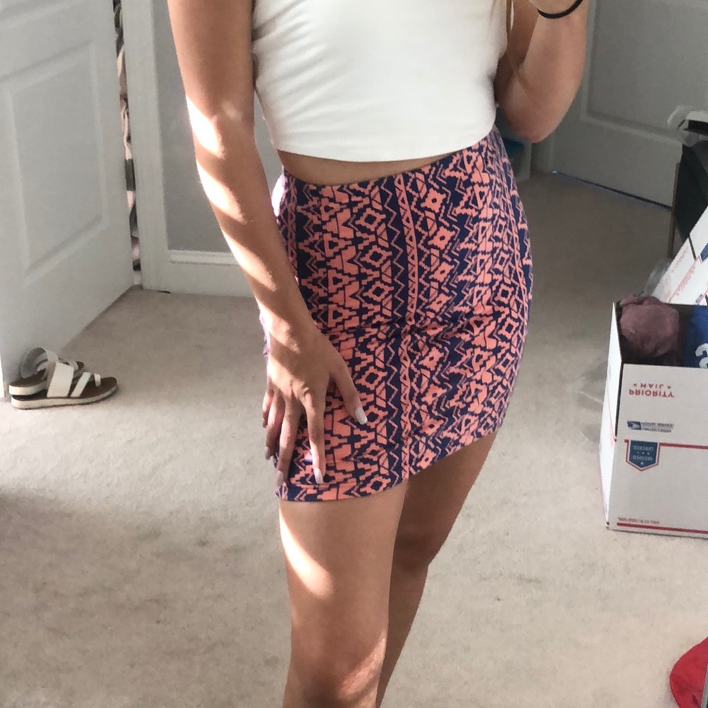 Geometric bodycon skirt